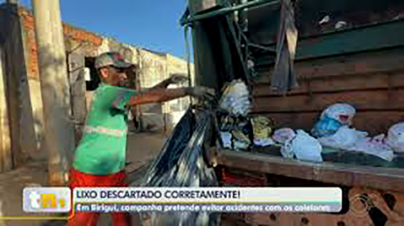 Falta de cuidado da população com descarte de lixo causa acidentes envolvendo coletores em Birigui