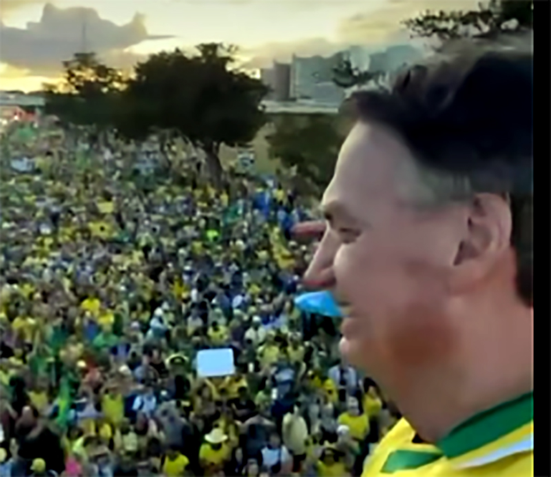 Bolsonaro lidera ato em Brasília por anistia a condenados do 8 de Janeiro