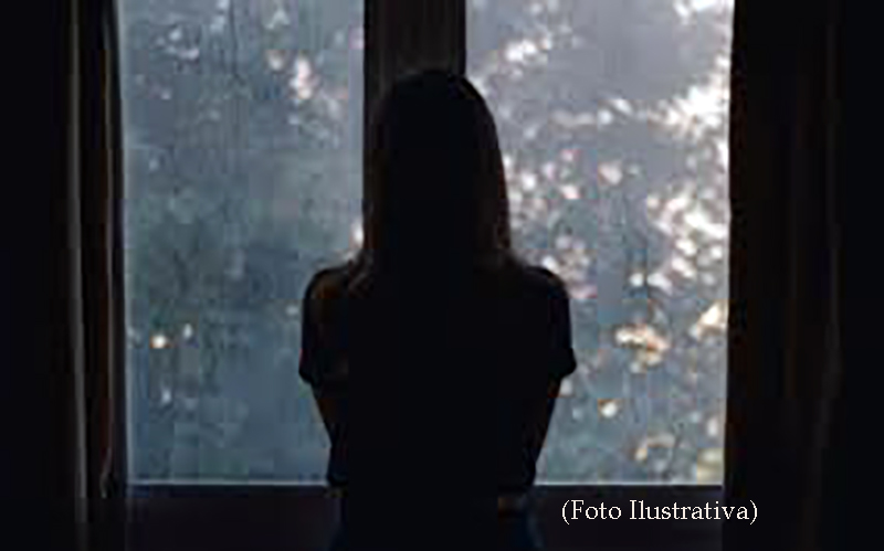 Mulher acusada de furto por seguranças de shopping relata trauma por acusação injusta