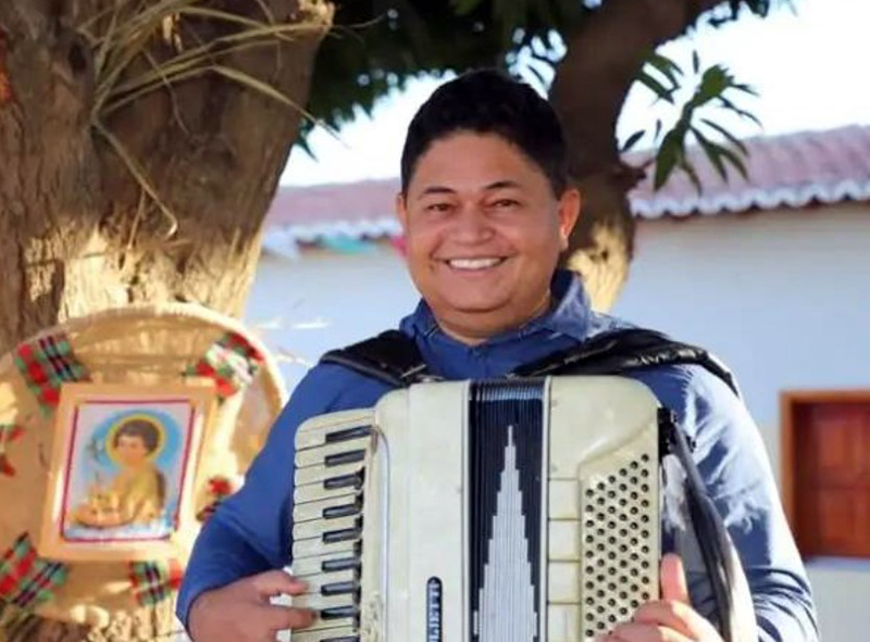Sanfoneiro Wanderley do Nordeste morre aos 52 anos na Bahia