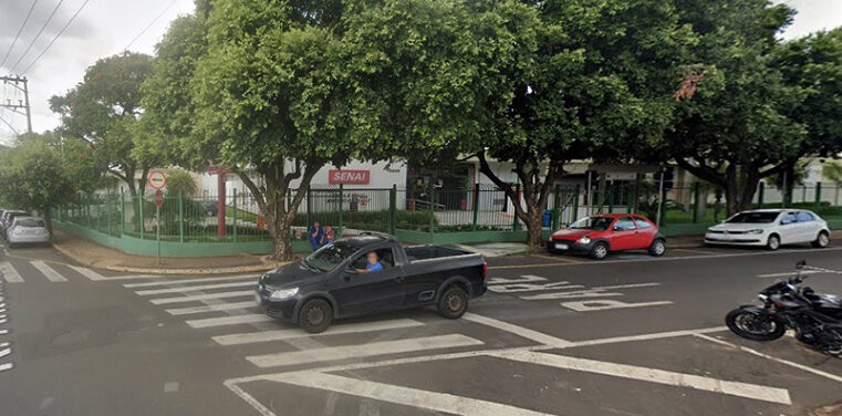 Ex-aluno com saudades invadiu ex-escola