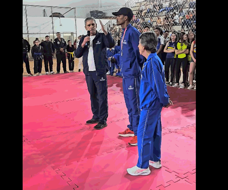 A noitada de abertura do 38º Jofeng