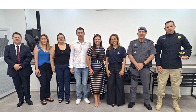 Assessor da Prefeitura de Nova Granada tratando sobre o trânsito