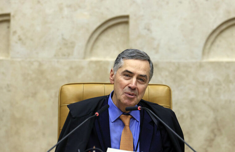 Em evento da UNE, Barroso diz que lamenta ter dito que o STF “derrotou o bolsonarismo”