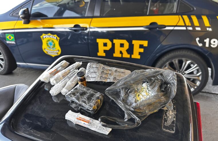 PRF apreende medicamentos irregulares durante fiscalização na BR-153