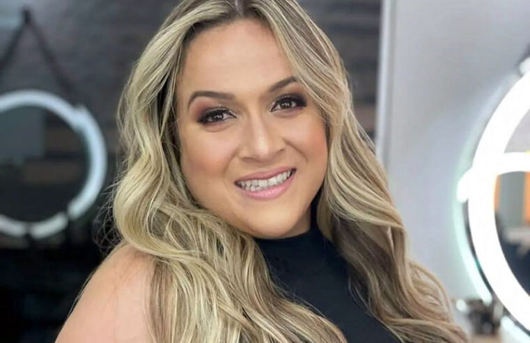 Carolina vai apagar mais uma velinha de aniversário!!!