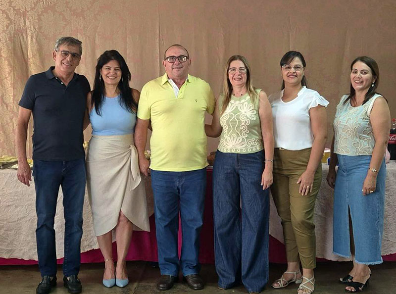 Preitura de Nova Granada parabeniza o Professor