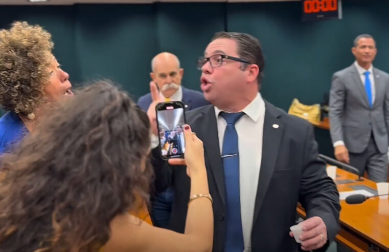 “Miliciano” vs. “Amigo de Traficante”: Deputada do PSOL bate boca com aliado de Bolsonaro por Megaoperação no Rio