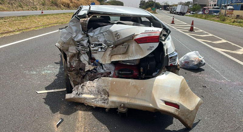 Engavetamento na BR-153: motorista admite que dormiu