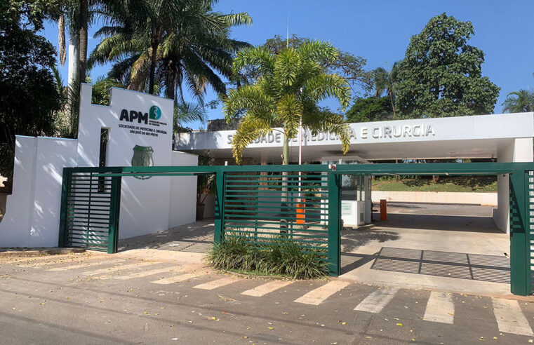 Sociedade de Medicina celebra o mês do médico com a exposição “O Mundo da Medicina: muito além do branco, nesta segunda e terça-feira”