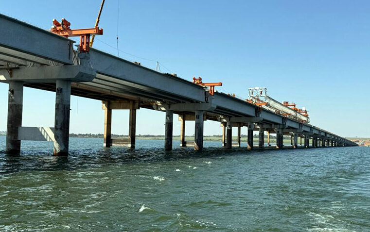 Bombeiros localizam corpos de vítimas de afogamento