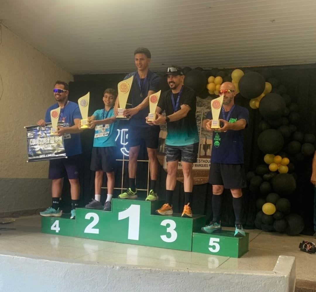 Marques Pinto comemorando 75 anos com corrida