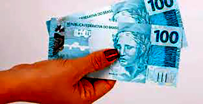 Morador de rua é preso após furtar R$ 200 de idosa em lotérica