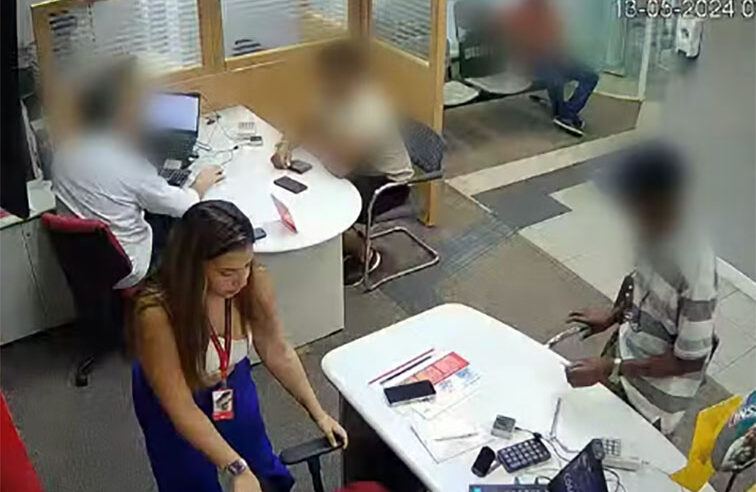 Gerente de banco é presa no RJ por fraude milionária contra idosos em esquema de Empréstimos