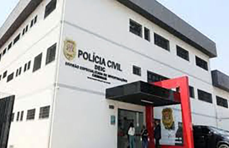 Jovem é baleado enquanto seguia de moto com namorada em Rio Preto