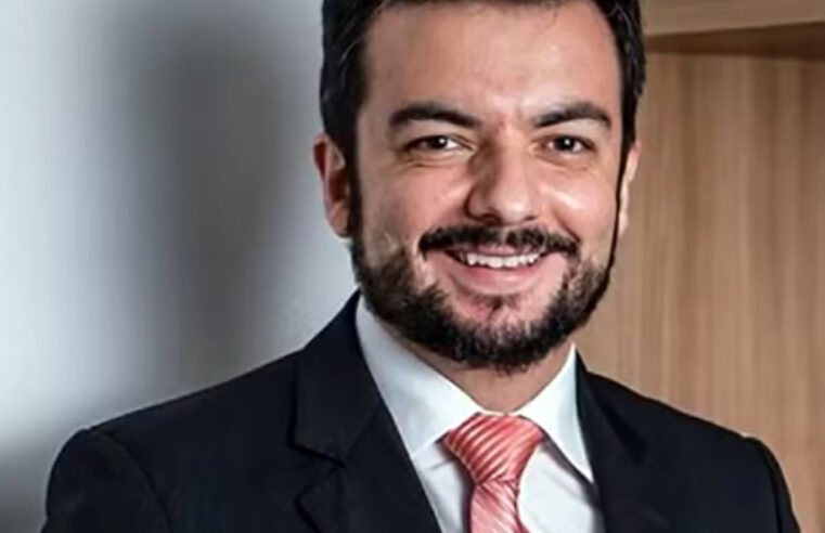 Cliente mata advogado com facada no coração em Viçosa (MG)