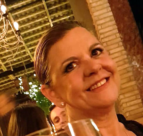 Silvia está correndo pra festa!!!