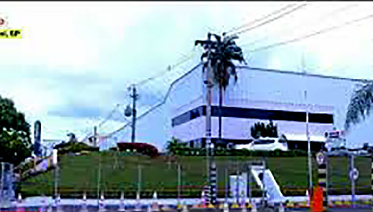 Explosão seguida de incêndio atinge fábrica de móveis em Mirassol, deixa um morto e fere 2