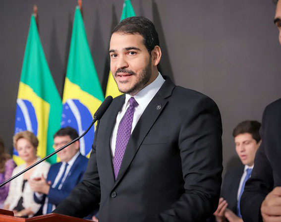 AGU pede ao STF reconsideração de decisão de Gilmar Mendes sobre impeachment de ministros