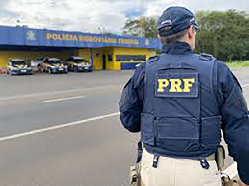 Motorista bêbado causa acidente na BR-153, é internado em hospital sob escolta e será preso