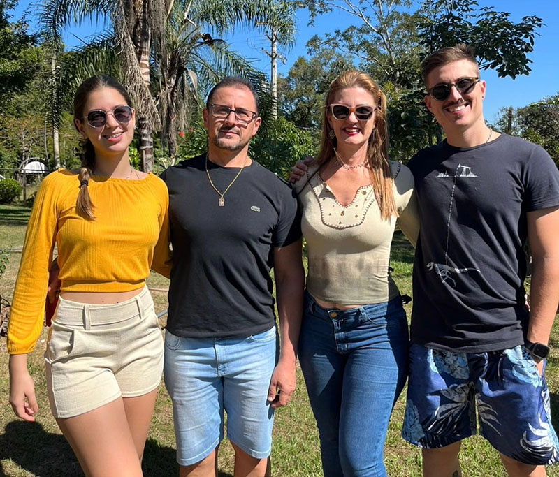 É o aniversário de Caio!!!