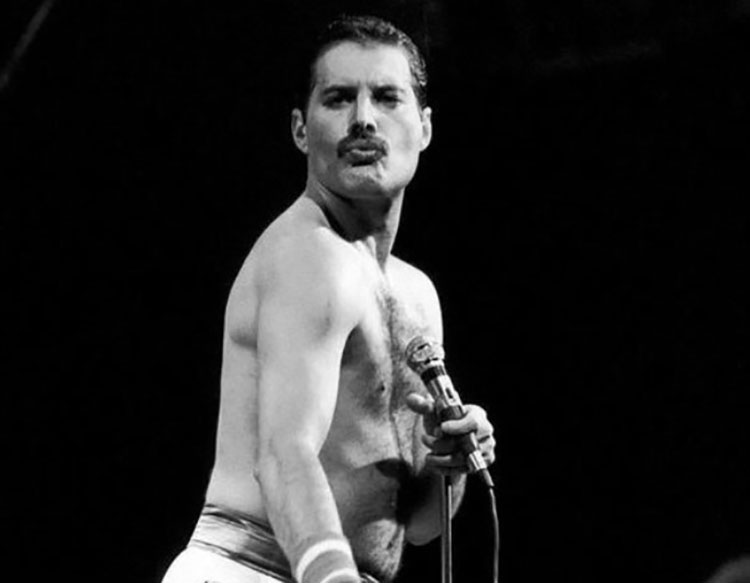 Fotos inéditas de Freddie Mercury e suposta filha secreta podem vir a público em breve