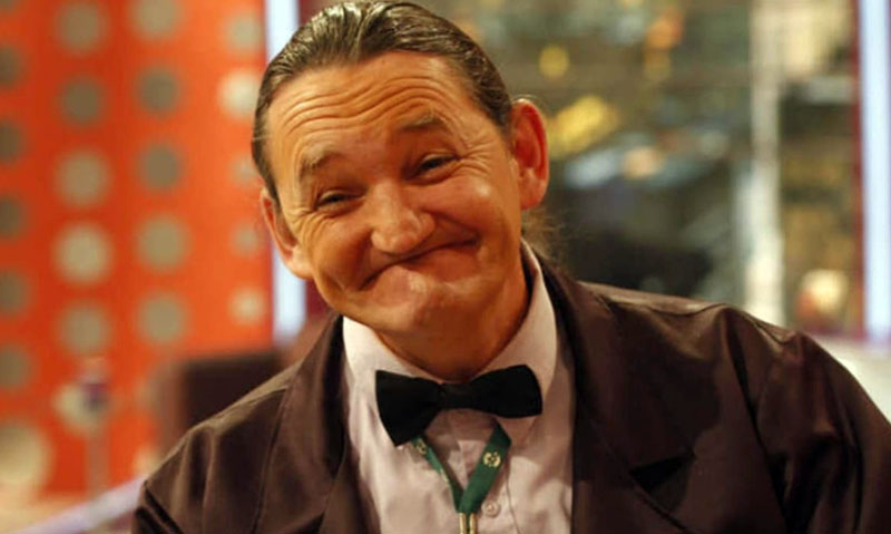 Marquito, do ‘Programa do Ratinho’, entra em coma induzido após grave acidente de moto