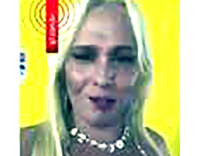 Mulher trans denuncia ter sofrido transfobia na entrada de banheiro feminino em carnaval promovido por prefeitura