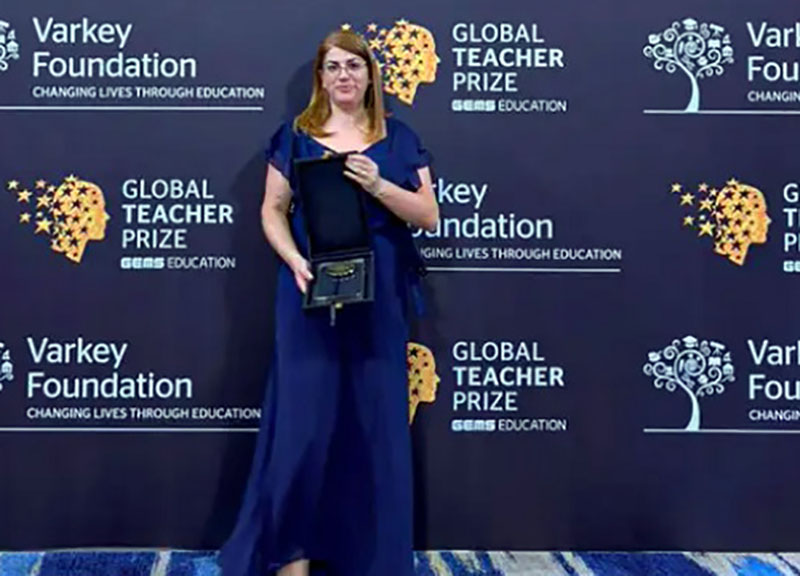 Brasileira é eleita professora mais influente do mundo