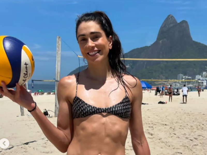 Carol Solberg é suspensa pela Federação Internacional após celebrar prisão de Bolsonaro no pódio