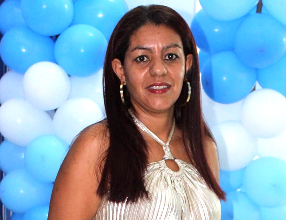 Célia curtindo idade nova!!!