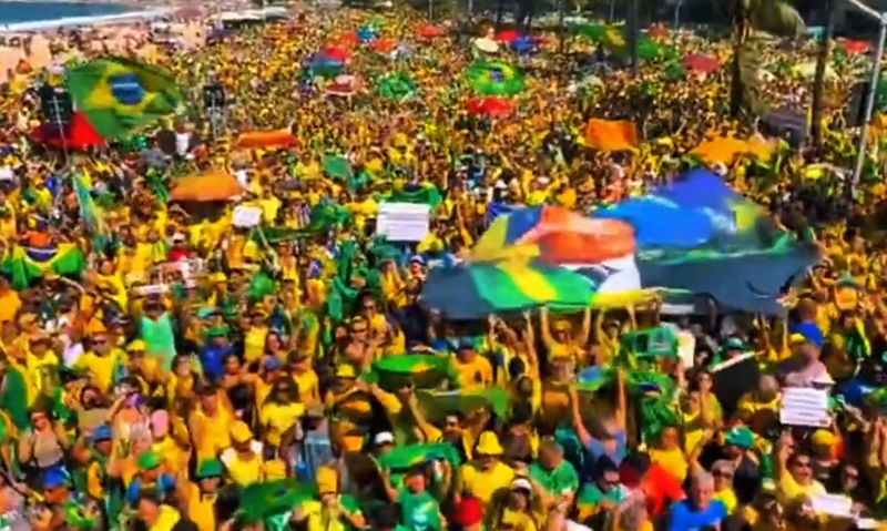 Mobilização ‘Acorda Brasil’ lotou Avenida Paulista, Copacabana e outros locais