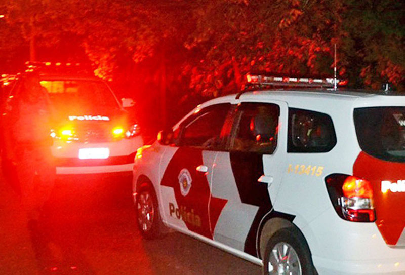 Médico é detido dirigirindo embriagado, tentar fugir e ainda ameaçar policiais