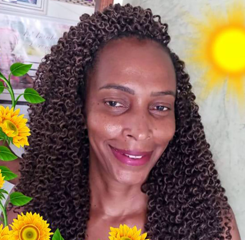 É o aniversário de Val!!!