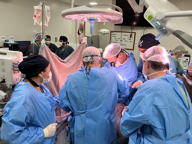 HB de Rio Preto institui o primeiro Centro de Manutenção de Órgãos do Brasil e realiza o primeiro transplante de fígado em paciente SUS do país com máquina que preserva o órgão