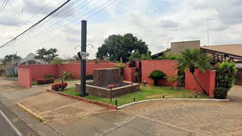 Mulher diz à polícia que fez sexo com pastor e usou drogas com homem que morreu em motel
