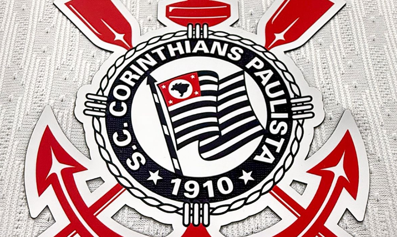 Justiça manda Corinthians suspender patrocínio de plataforma de conteúdo adulto