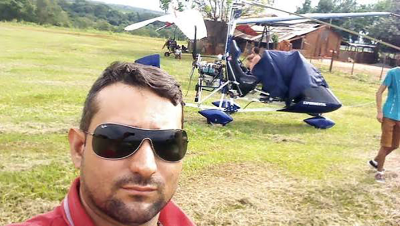 Ultraleve caiu em Pereira Barreto por uso de peças automotivas e remendos com fita isolante